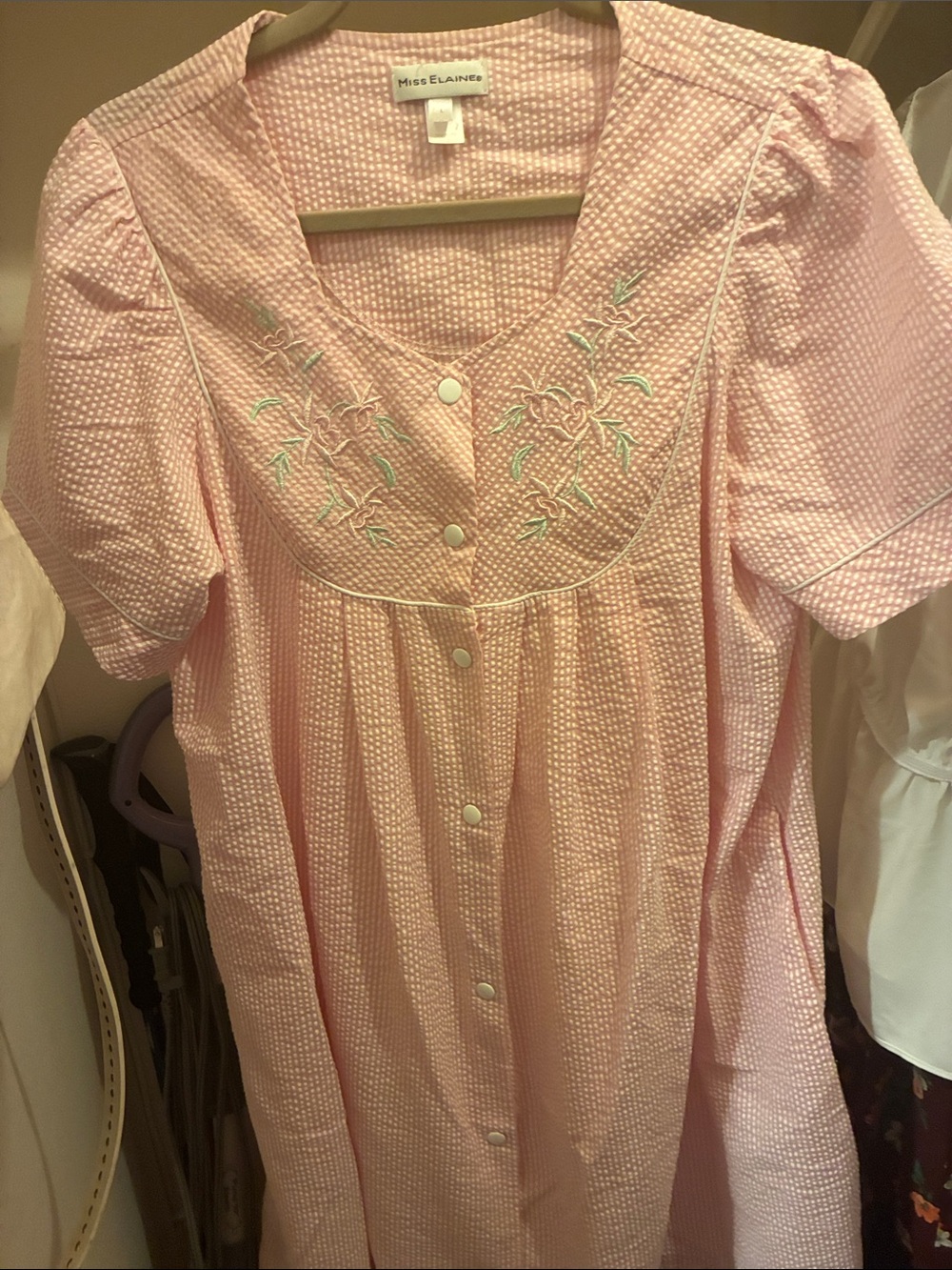 Miss Elaine Seersucker Nightgown Robe Pink Floral Embroidered